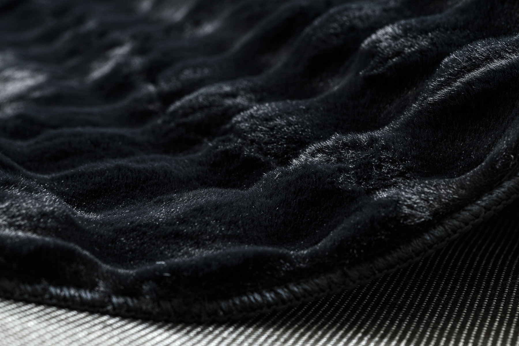 Koberec BUBBLE čierny 25 štrukturálny 3D