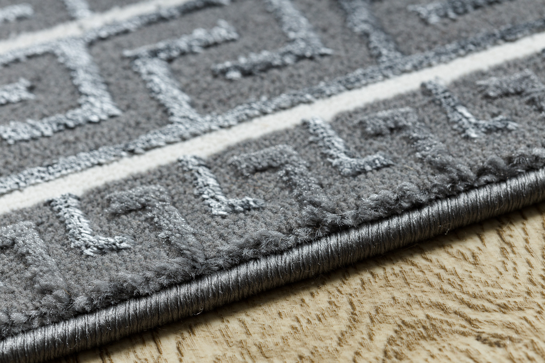 Koberec / Behúň ALLURE 1960 grécky kľúč / rám, štruktúrovaný / glamour, sivý