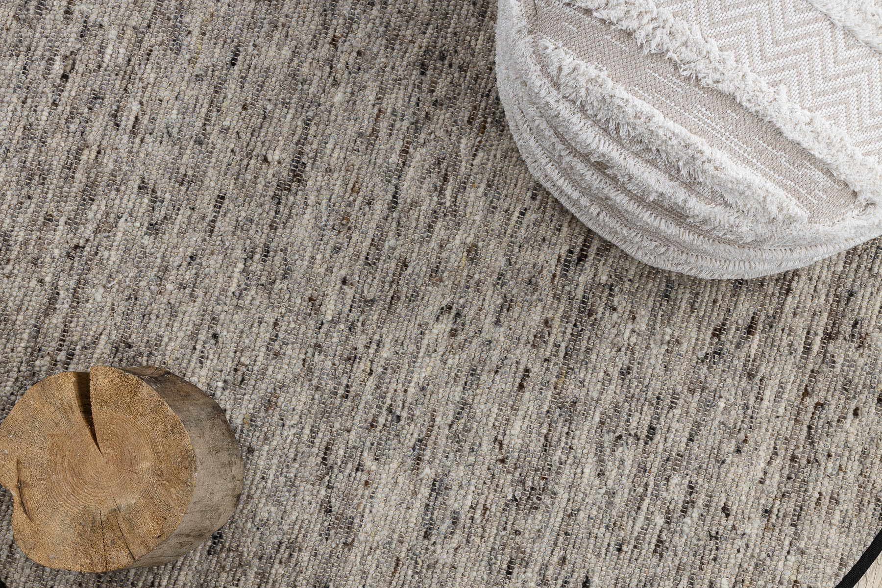 Koberec NEPAL 2100 naturálny / sivý kruh