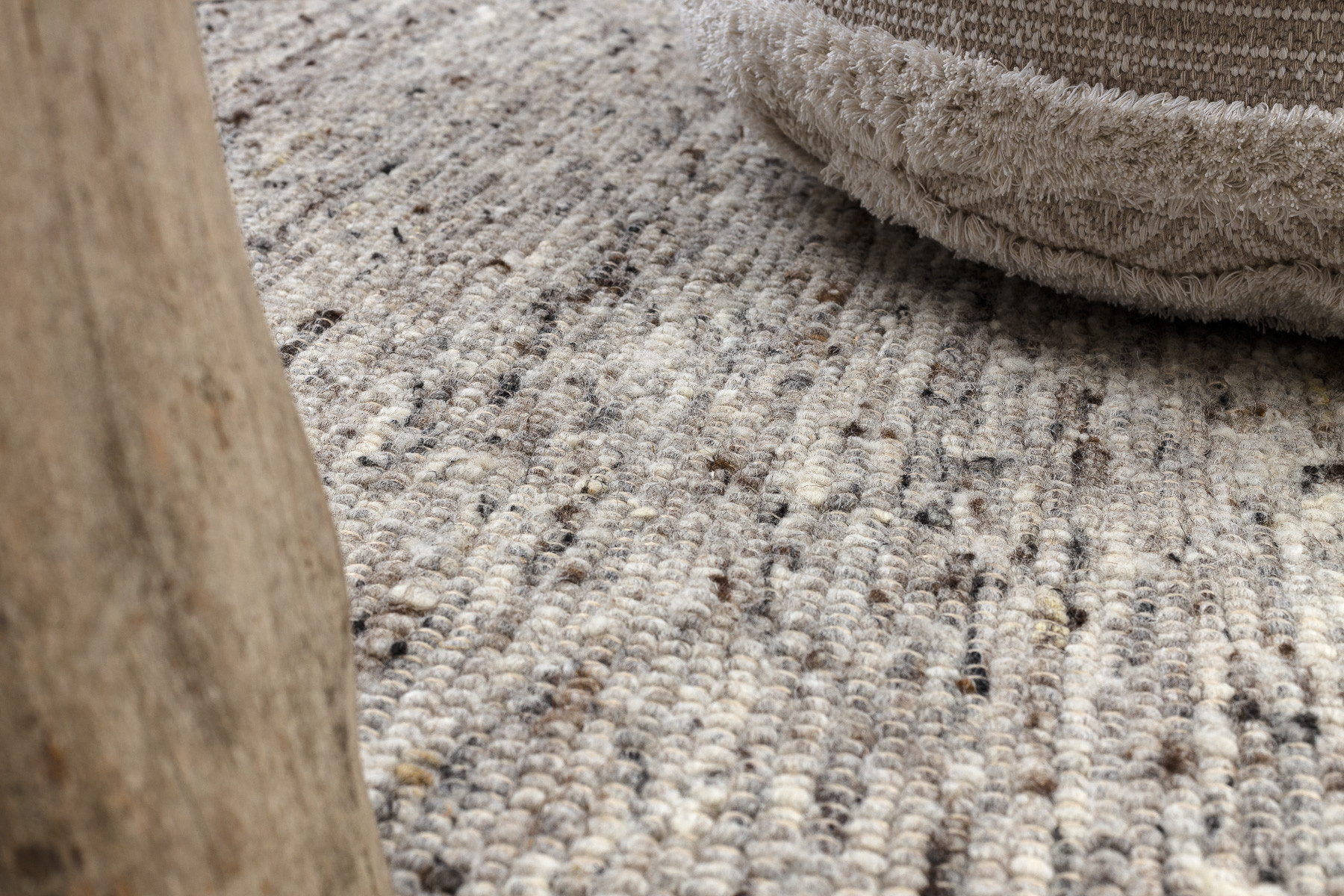 Koberec NEPAL 2100 naturálny / sivý kruh