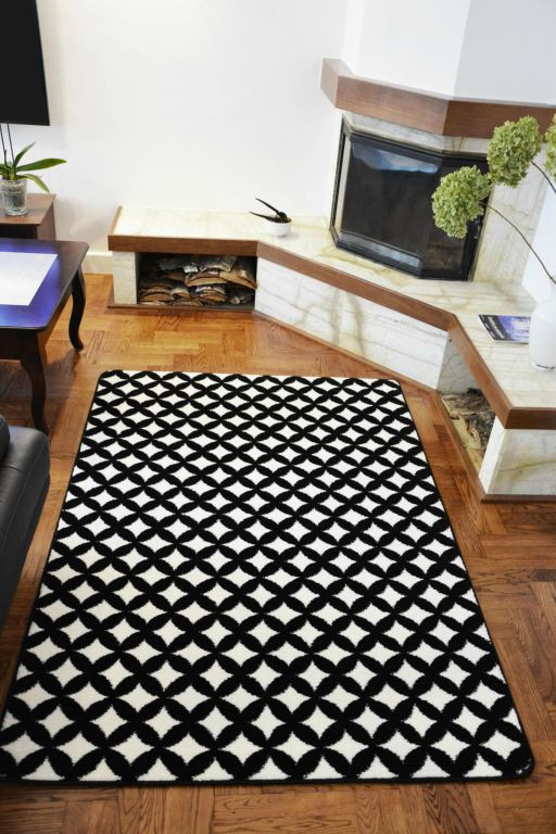 Koberec SKETCH - F757 krémový/čierny