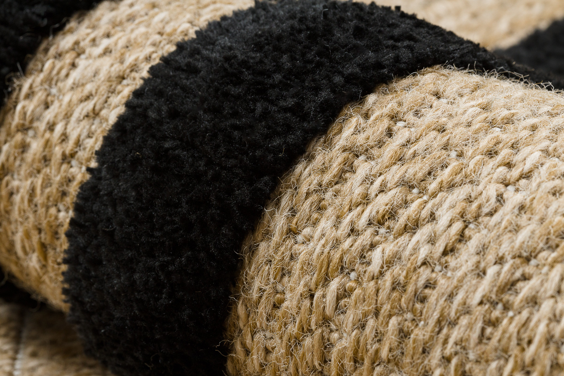 Koberec SPARK 0687 rám, béžový / čierny