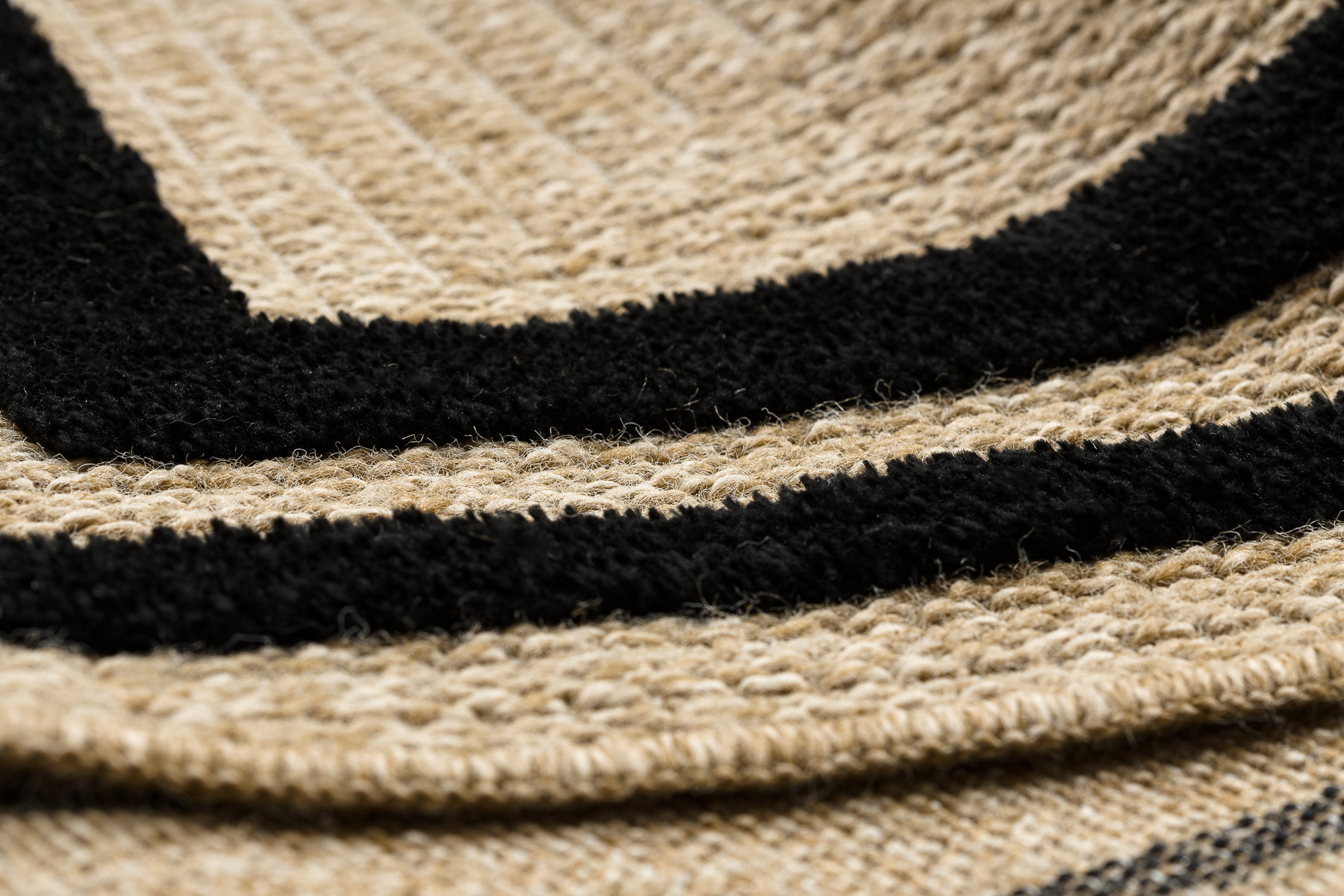 Koberec SPARK 0687 rám, béžový / čierny