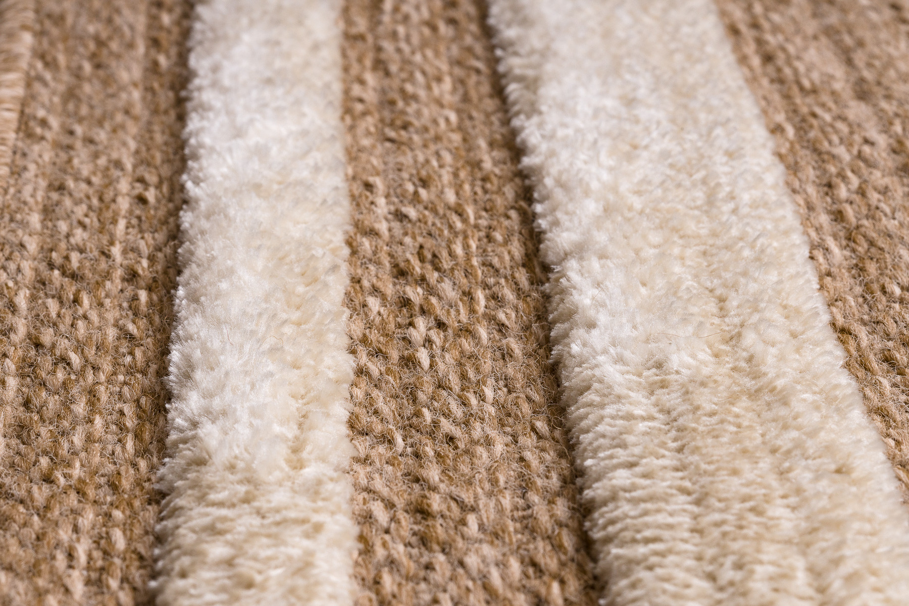 Koberec SPARK 0687A rám, béžový / krémový