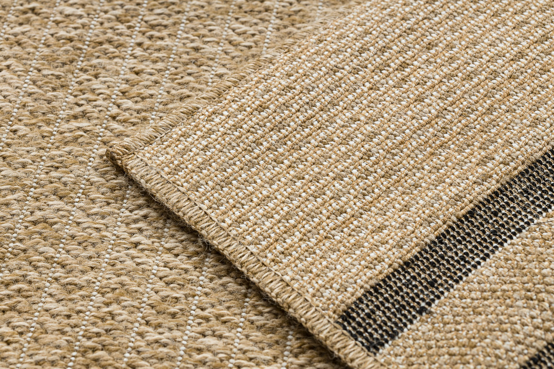 Koberec SPARK 0689 béžový, čierny