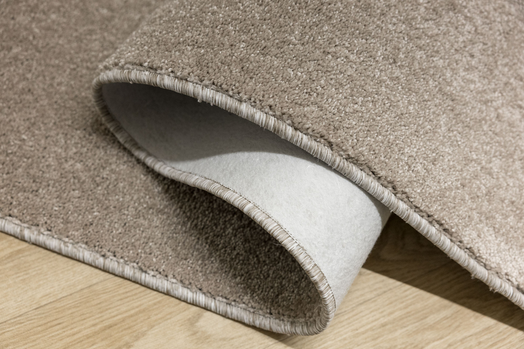 Koberec SUNDAE 69 béžový