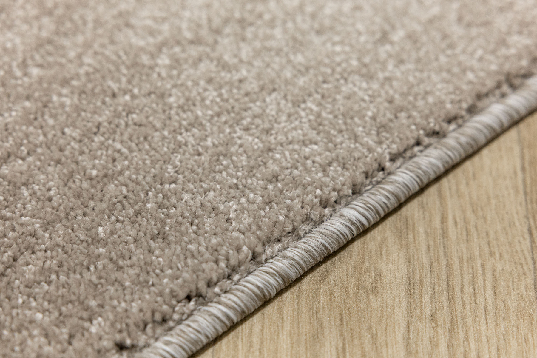 Koberec SUNDAE 69 béžový