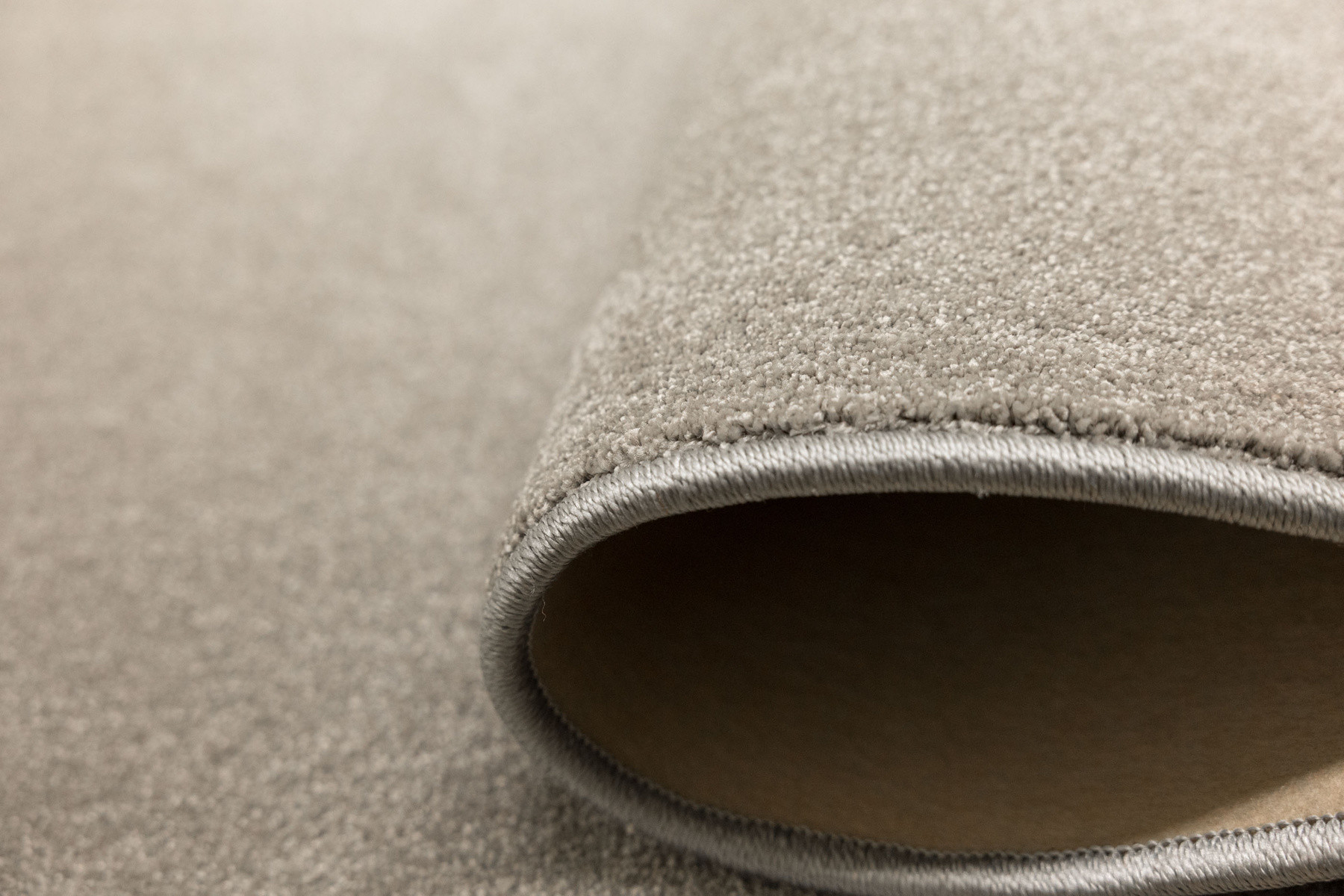 Koberec Veyron 176 sivý