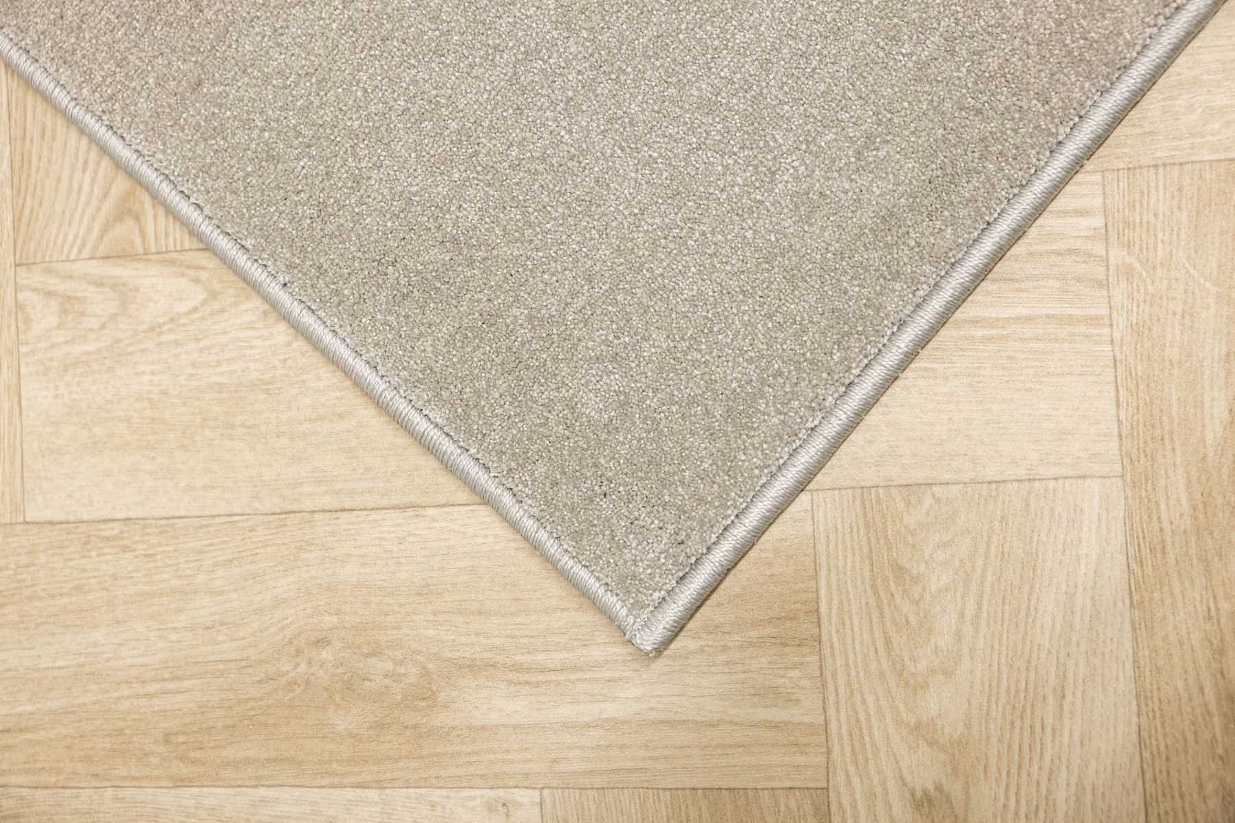 Koberec Veyron 176 sivý