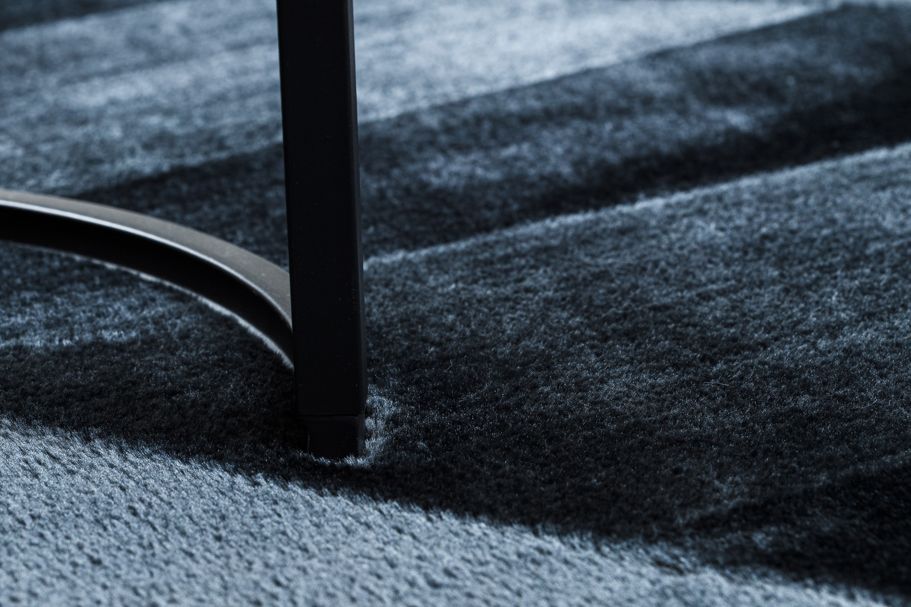 Koberec VISCO tmavosivý