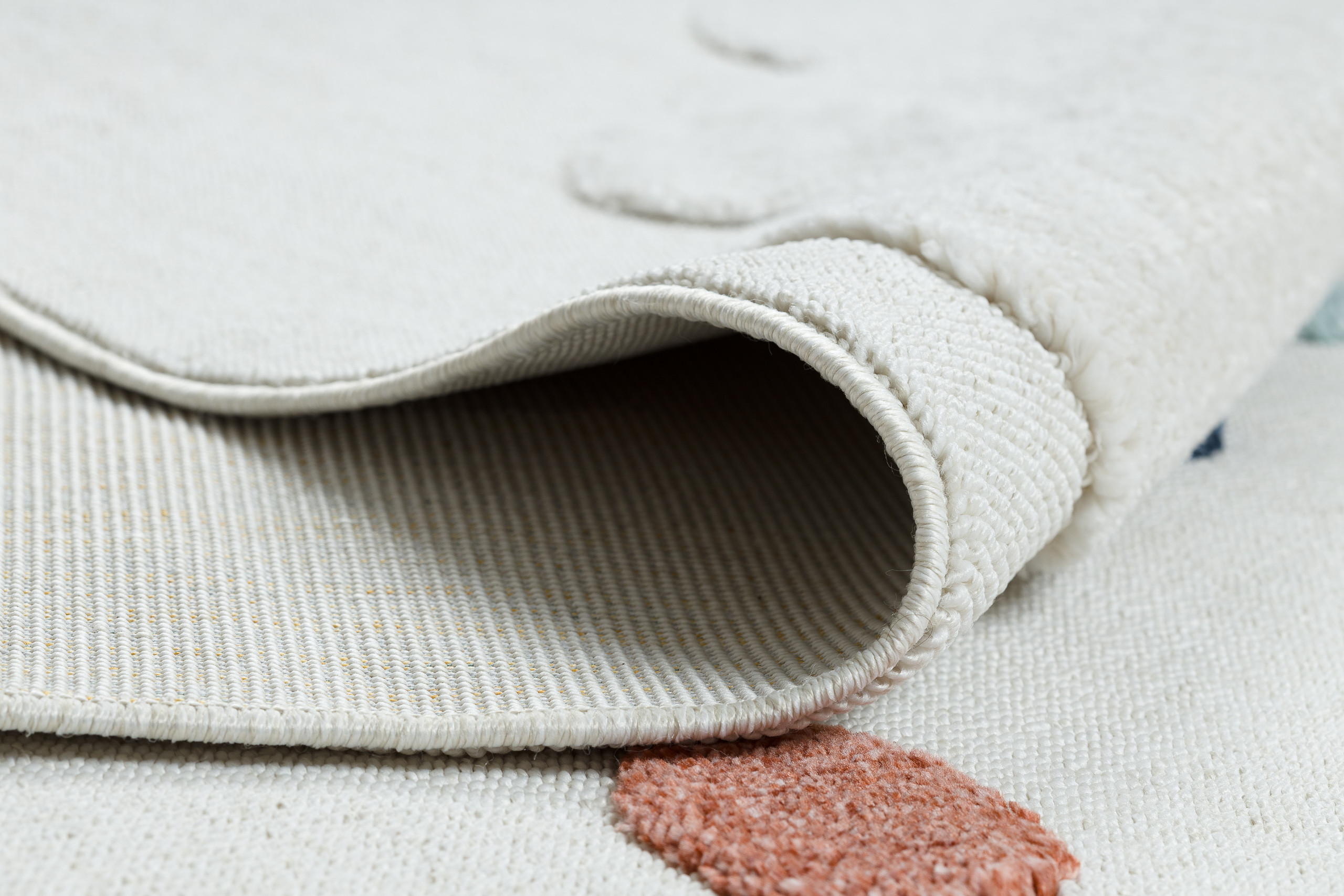 Detský koberec YOYO GD63 biely / granátový - mraky, kvapky