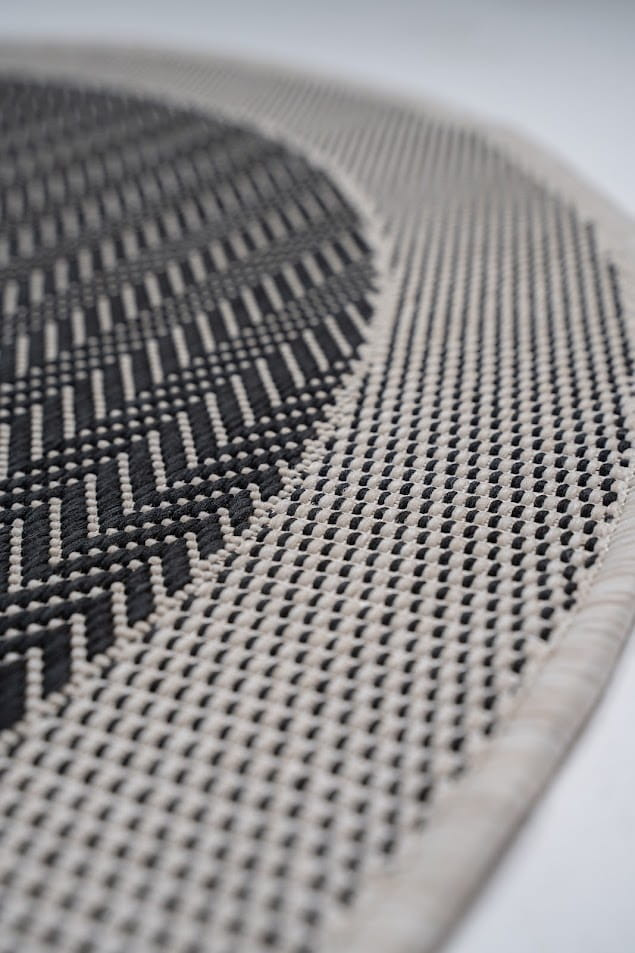 Koberec Miovani čierny kruh