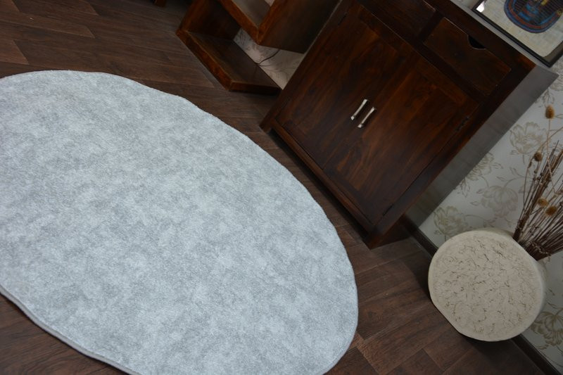 Koberec POZZOLANA strieborný kruh