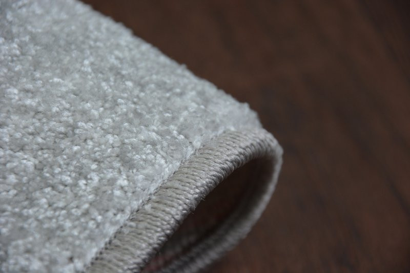 Koberec POZZOLANA strieborný kruh