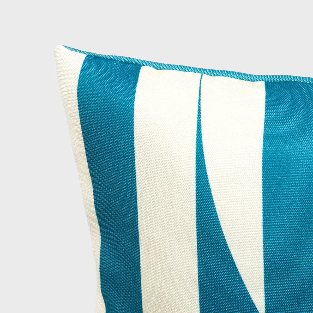 Štvorcový vankúš COLOUR BLOCKS biely / tyrkysový 745805