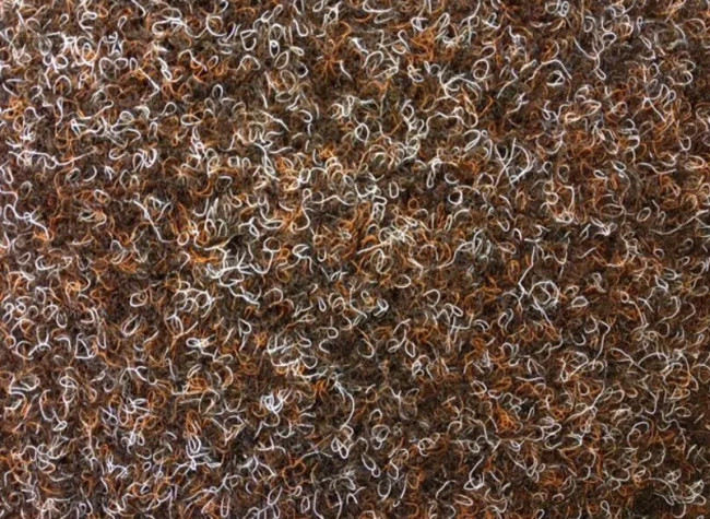 Metrážny koberec Rambo 80 hnedý