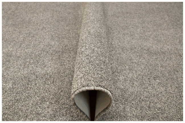 Metrážny koberec Tripoli 77 sivý / strieborný / grafitový