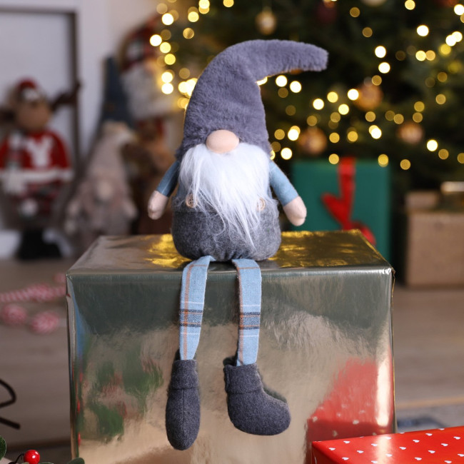 Vianočná dekorácia ERRKI sediaci trpaslík 800950