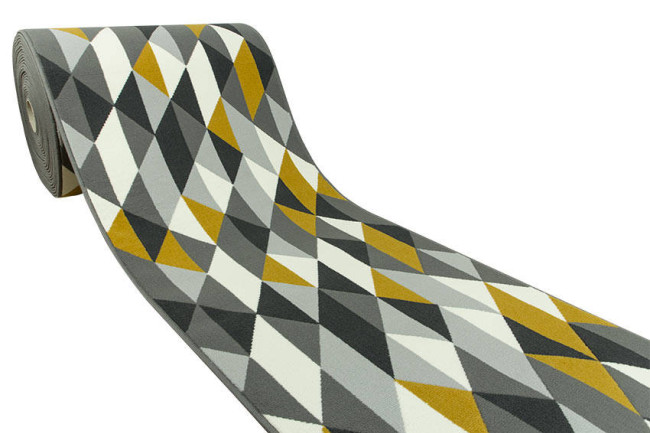 Behúň Luna 503652/89915 - žltý trojuholníky