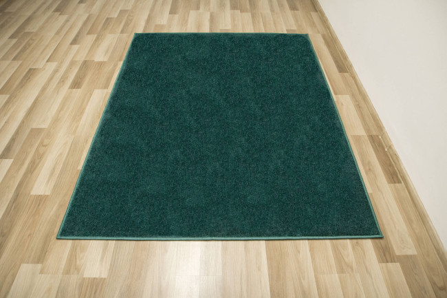 Koberec Sierra 40 fľaškovo zelený