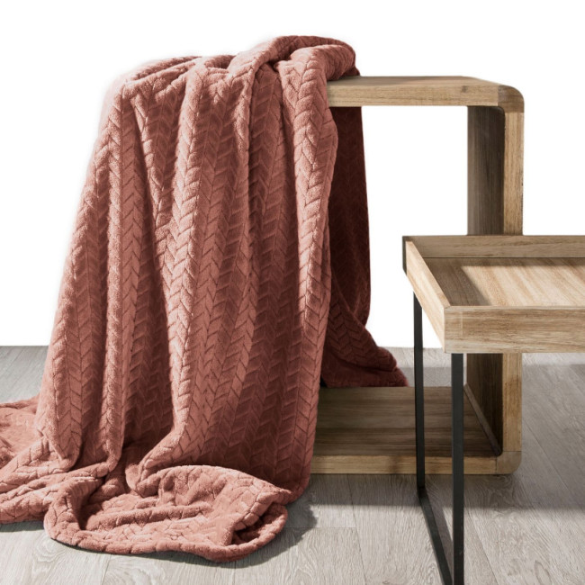 Jemná deka CINDY s reliéfnym vzorom - púdrová