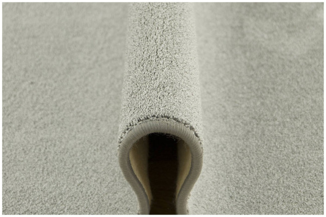 Metrážny koberec Bounty 76 sivý