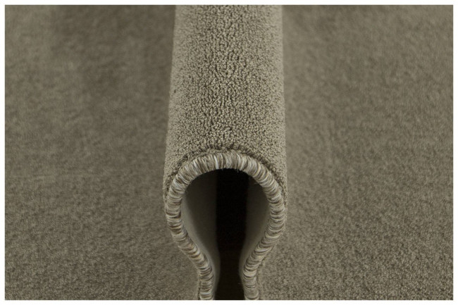 Metrážny koberec Bounty 92 hnedý