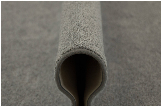 Metrážny koberec Fancy 76 sivý