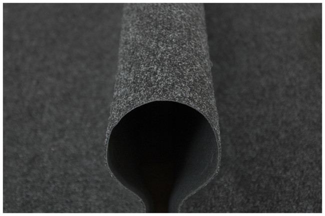 Metrážny koberec Gobi 78 Gel antracitový