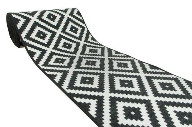 Protišmykový behúň Romby 91 - čierny