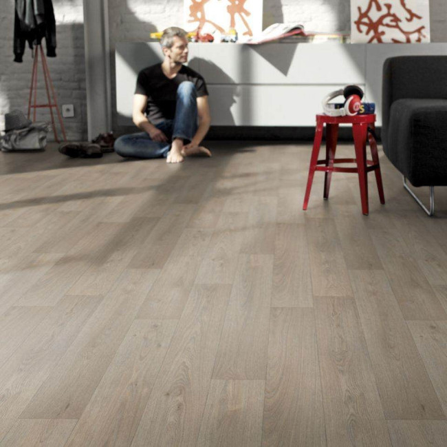 PVC podlaha ESSENTIALS 150 tmavo béžový SMREK