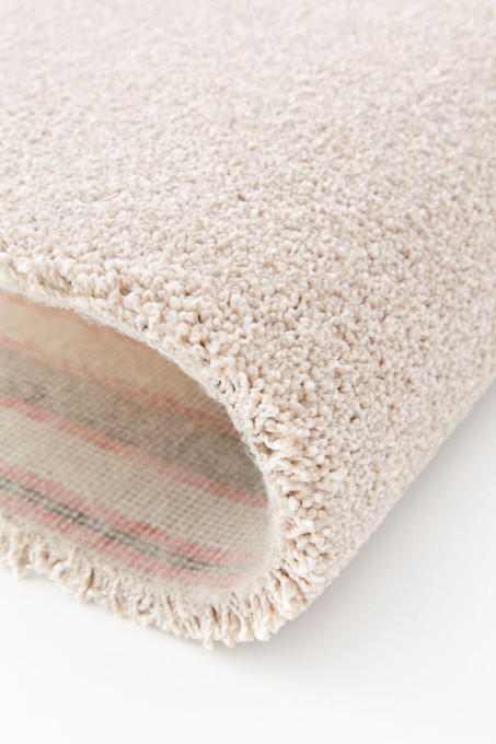 Metrážny koberec AW Cassius 33