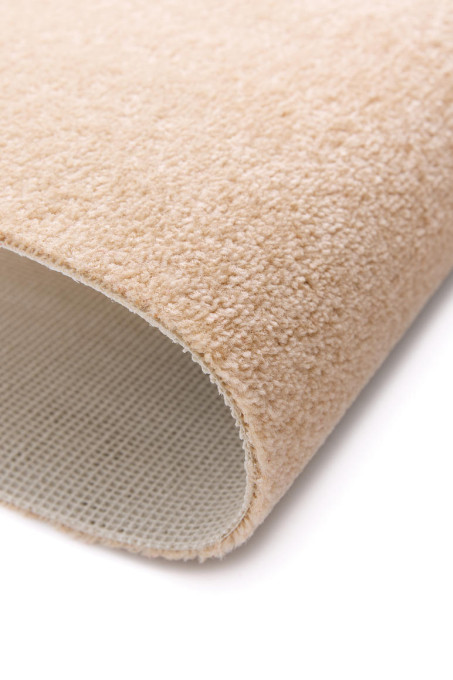 Metrážny koberec Betap Crown 70