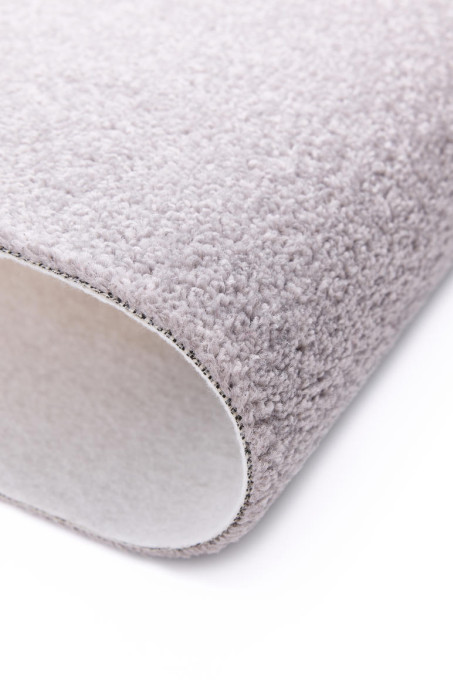 Metrážny koberec Betap Crown svetlo sivý