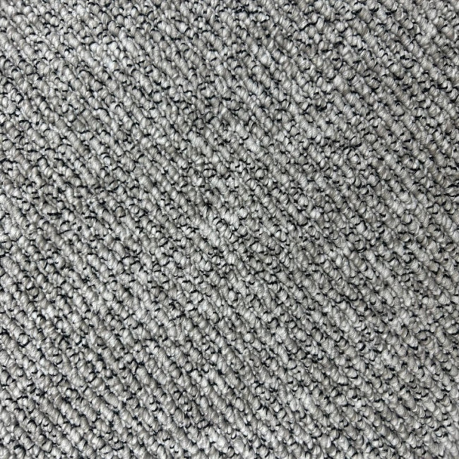 Metrážny koberec Desert sivý