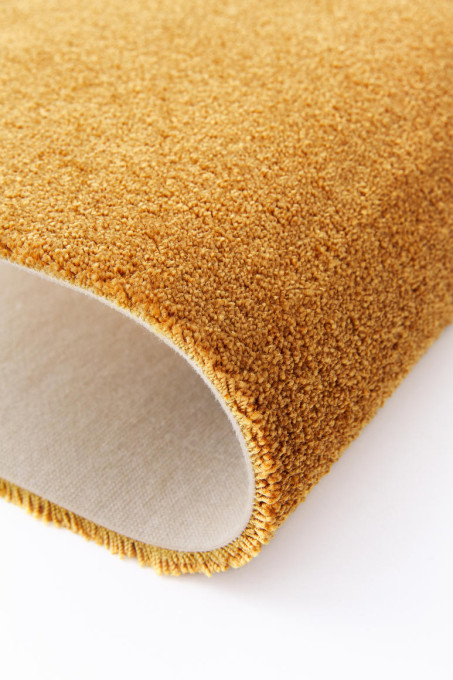 Metrážny koberec Lano Satine 371