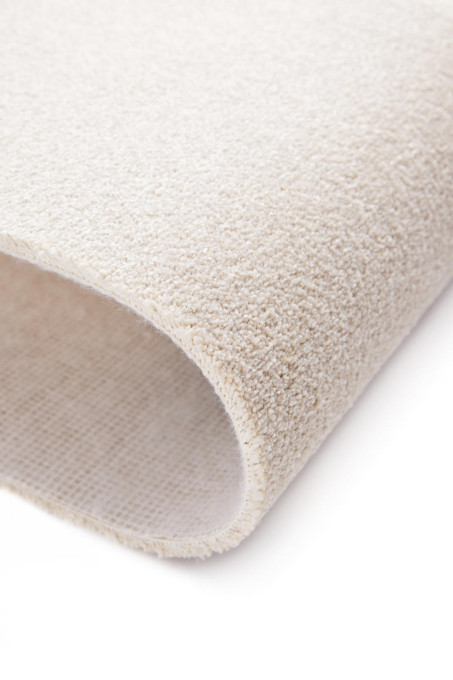 Metrážny koberec Lano Traviata 0250