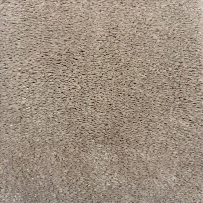 Levně Metrážový koberec PLUSHY béžový