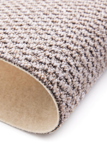 Metrážny koberec Timzo Derby 4814