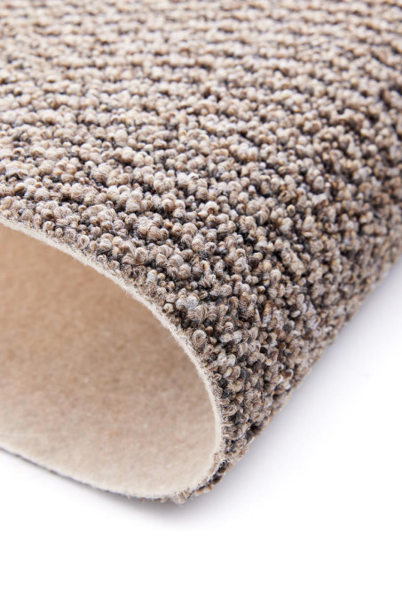 Metrážny koberec Timzo Derby 4817