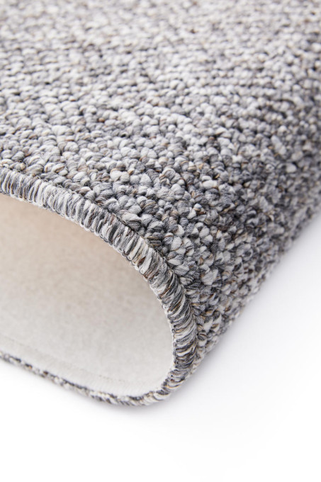 Metrážny koberec Timzo Massiv 6528