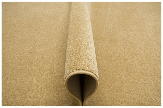 Metrážny koberec Forest 50 medový