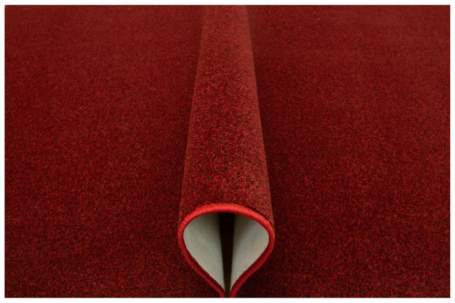 Metrážny koberec Liberty New 15 červený / čierny