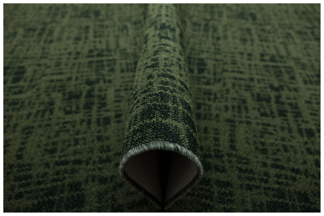 Metrážny koberec TRAFFIC 45 fľaškovo zelený