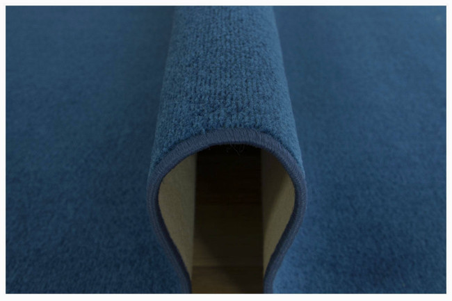 Metrážny koberec Spirit-twist 82 modrý