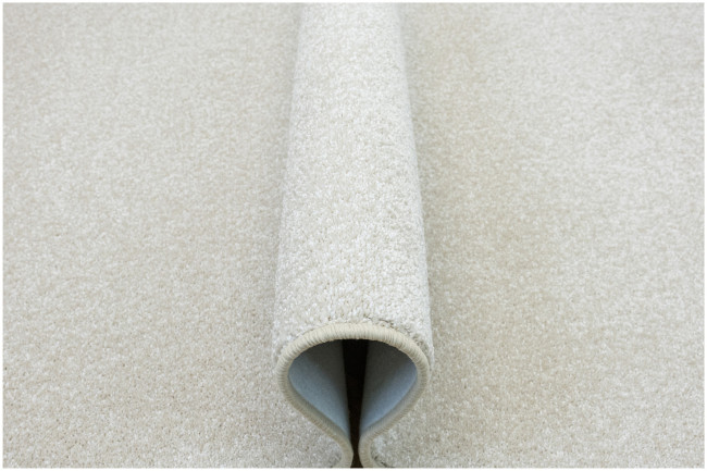 Metrážny koberec SUNDAE 10 svetlobéžový